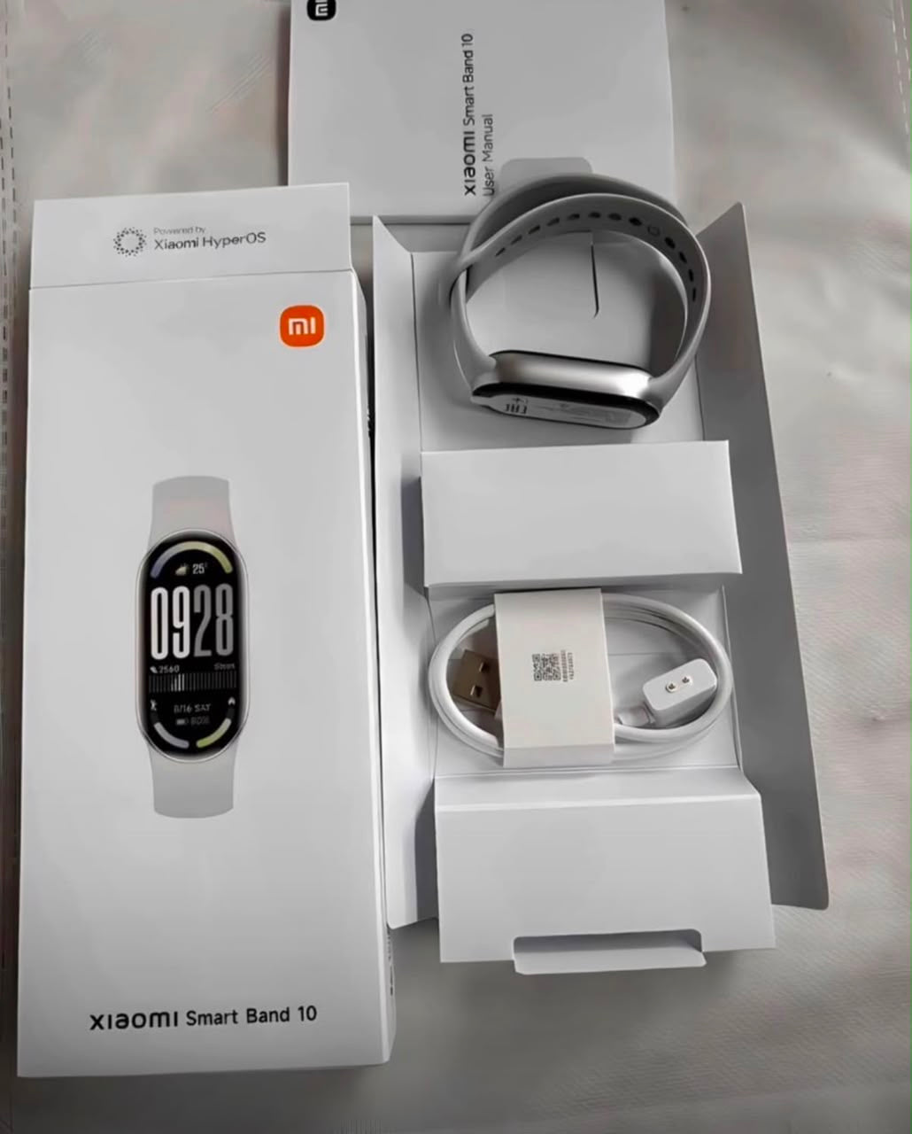 Xiao Mi Band 10, écran HD de 1,72 pouce, autonomie de 21 jours, surveillance