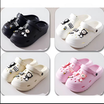 Chaussures pour femmes antidérapantes en EVA, sabots style Crocs, sandales d'extérieur, pantoufles de plage, sabots perforés pour infirmières et ensemble de breloques pour chaussures, adorables