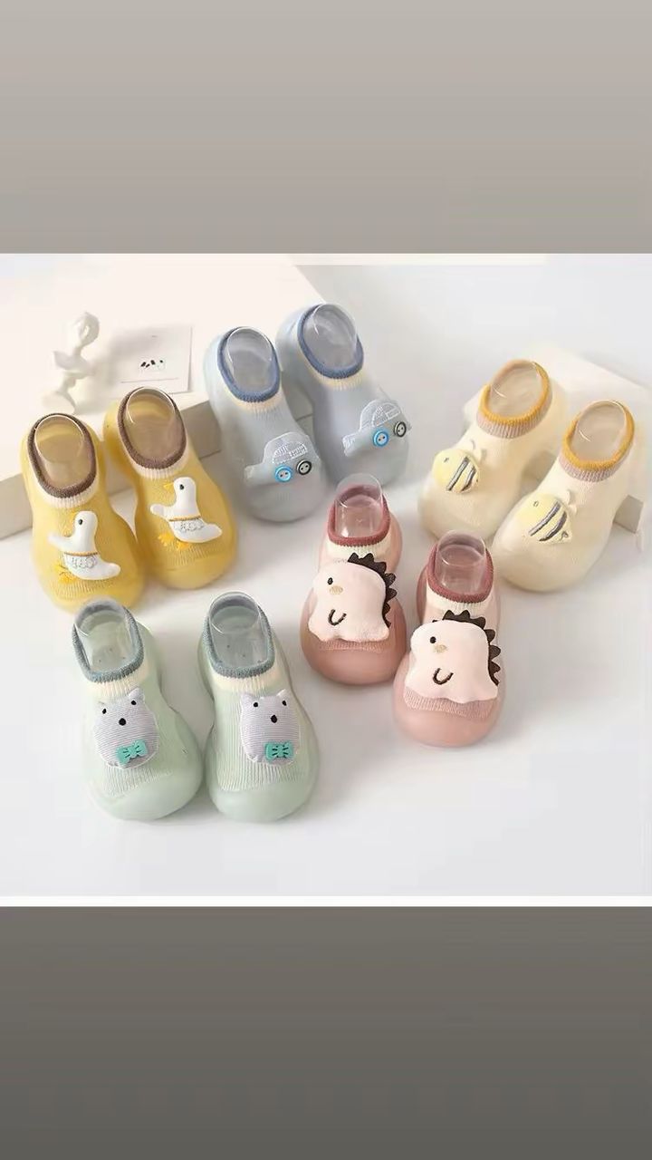Chaussures chaussettes 3D pour bébé, baskets respirantes et antidérapantes pour la première marche, chaussons de sol pour enfant, fille et garçon,