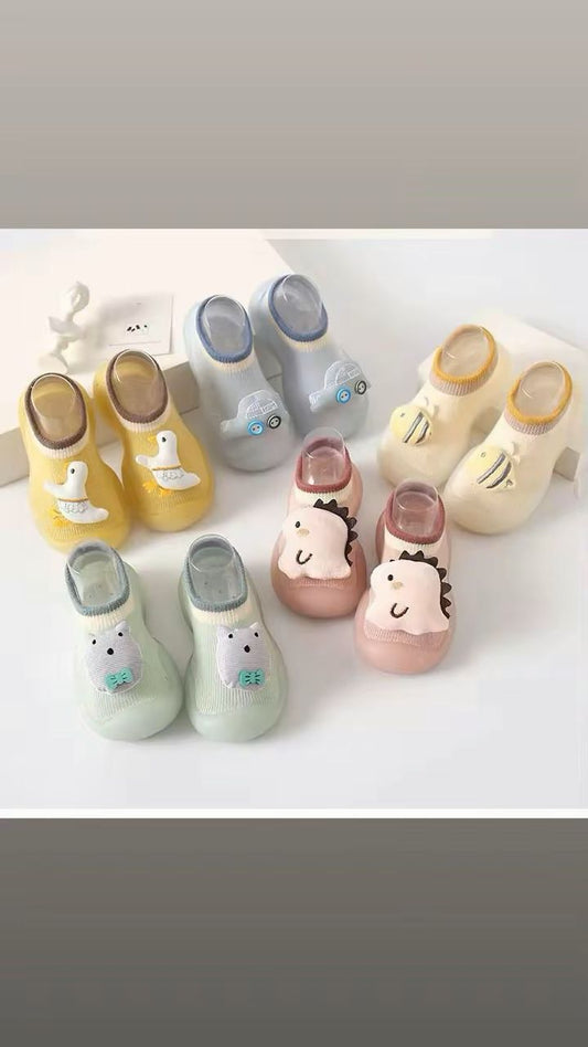 Chaussures chaussettes 3D pour bébé, baskets respirantes et antidérapantes pour la première marche, chaussons de sol pour enfant, fille et garçon,